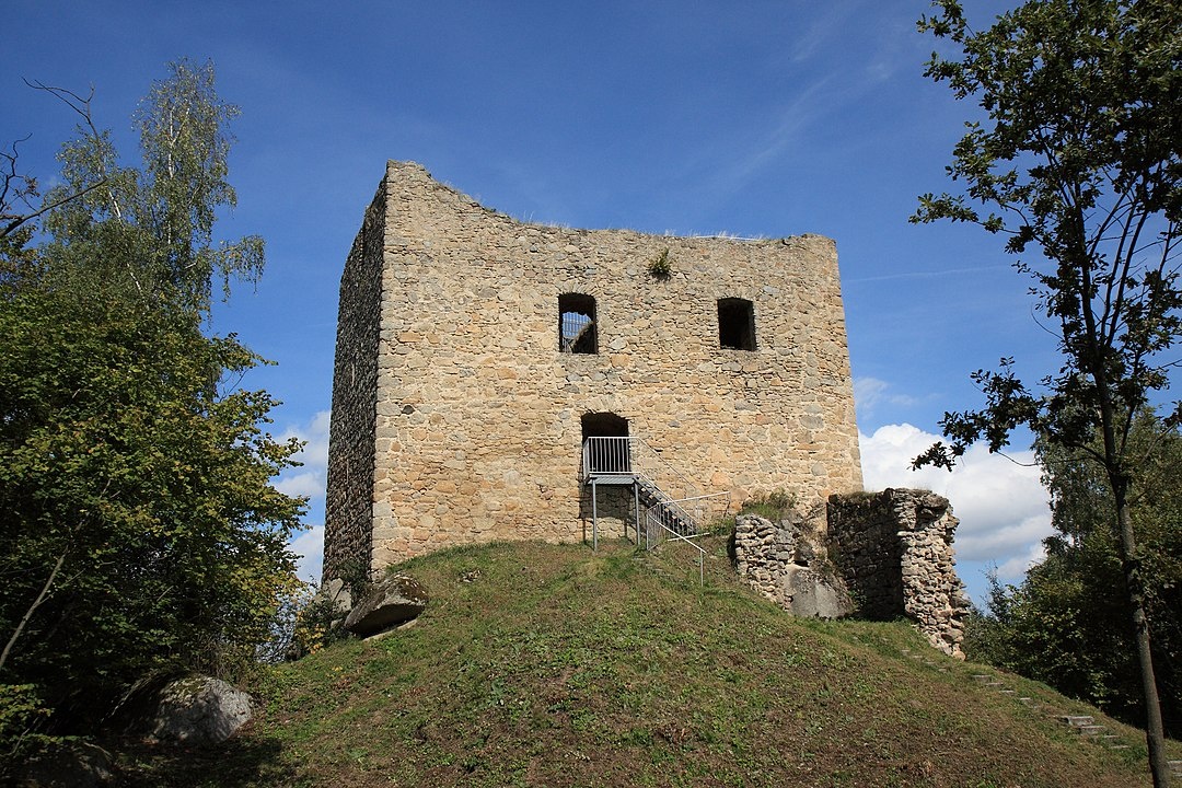 Burgruine Lobenstein - Burgruine Lobenstein bei Zell in der ErlebnisRegion Bayerischer Wald