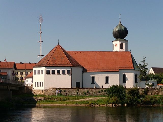 Pfarrkirche Sankt Peter und Paul in Chamerau - Chamerau in der ErlebnisRegion Bayerischer Wald