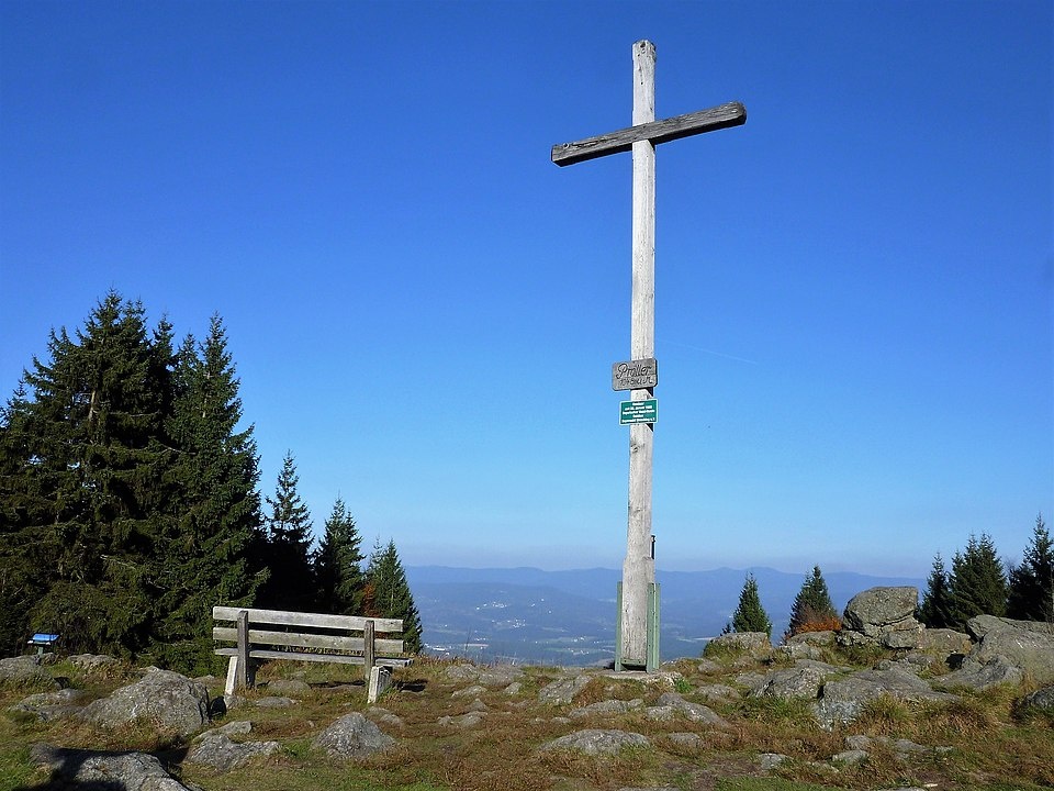 Gipfelkreuz Pröller bei St. Englmar - Pröller in der ErlebnisRegion Bayerischer Wald
