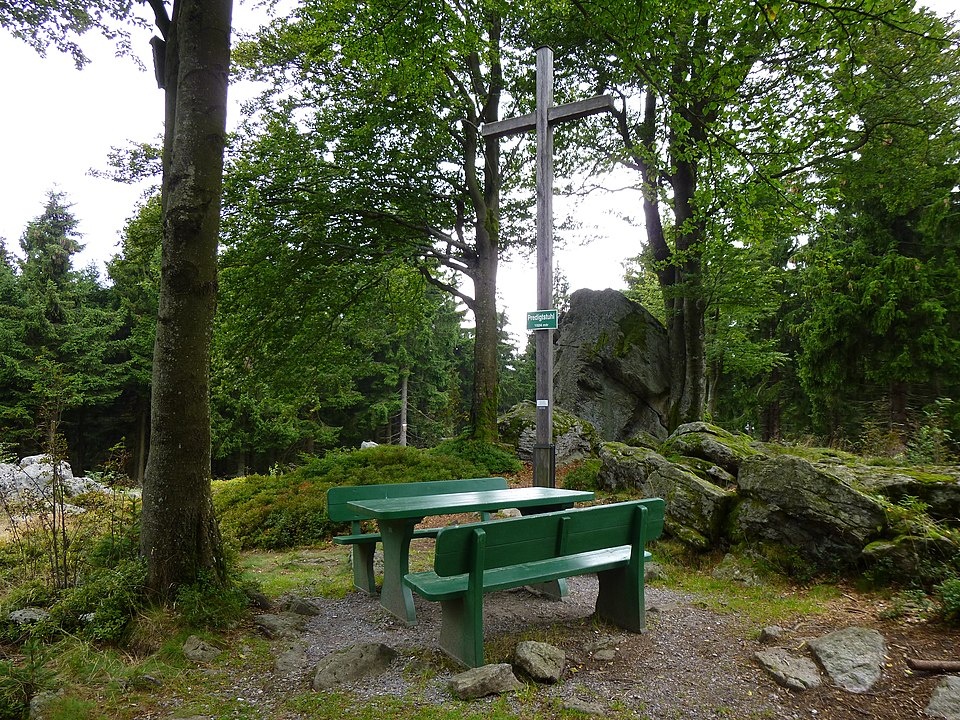 Sitzgruppe am Predigtstuhl bei Sankt Englmar - Predigtstuhl in der ErlebnisRegion Bayerischer Wald