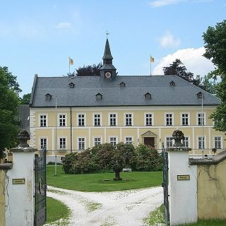 Schloss Oberzwieslau - Gemeinde Lindberg - Schloss Oberzwieslau in der ErlebnisRegion Bayerischer Wald