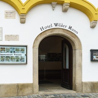 Glasmuseum Passau - Hotel Wilder Mann - Glasmuseum Passau in der ErlebnisRegion Bayerischer Wald