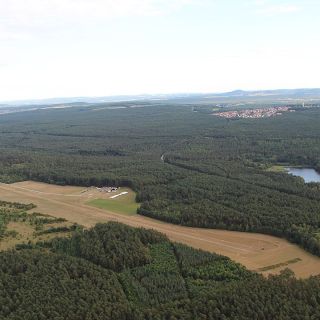 Landeplatz von Norden - Flugplatz Schwandorf in der ErlebnisRegion Bayerischer Wald
