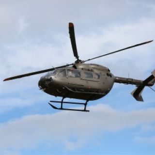 Hubschrauber im Landeanflug - Flugplatz Sonnen in der ErlebnisRegion Bayerischer Wald