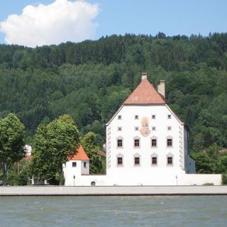 Schloss Obernzell - Obernzell in der ErlebnisRegion Bayerischer Wald