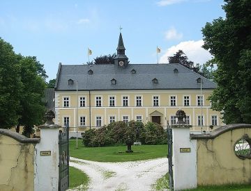 Burgen / Schlösser - Schloss Oberzwieslau